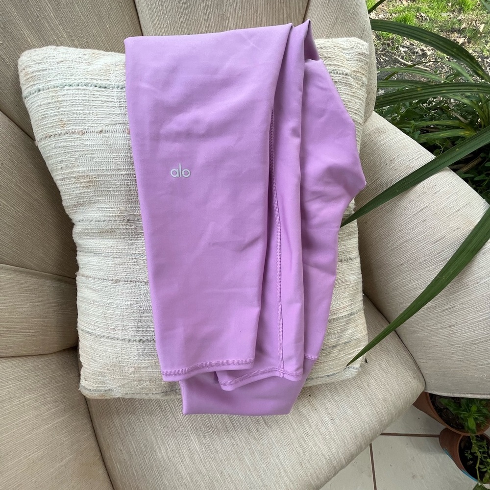 Beautiful Alo Yoga pants